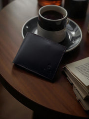 The Noir Classic Bifold