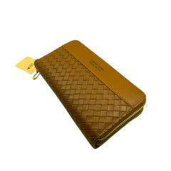 Elegant Ladies Clutch