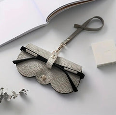 Handy Anti-Pressure Glasses Pouch
